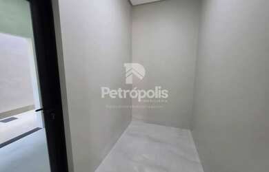 Imagem 9: Casa na 405 Sul com 1 suíte master com banheira de hidromassagem outras...