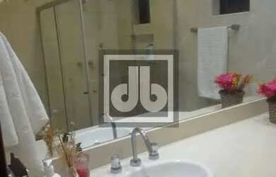 Imagem 9: Casa duplex Condomínio Floresta - 3 suítes - piscina - 350 metros construídos...