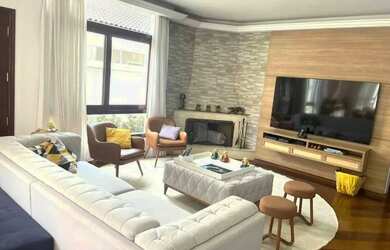 Imagem: A casa em condomínio possui 3 Dormitórios, 4 Banheiros, 2