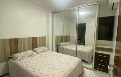 Imagem: O apartamento possui 1 Dormitório, 1 Banheiro, 1 Vaga na garagem