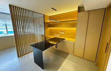 Imagem: O depósito possui 1 Vaga na garagem, 34m² de Área e está