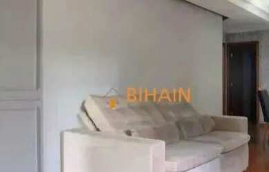 Imagem: O apartamento possui 4 Dormitórios, 2 Banheiros, 2 Vagas na