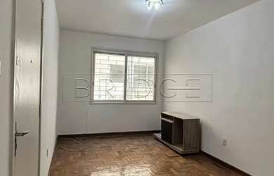 Imagem: O apartamento à venda possui 1 Dormitório, 1 Banheiro, 48m²