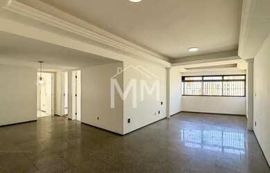 Imagem: O apartamento possui 3 Dormitórios, 3 Banheiros, 2 Vagas na