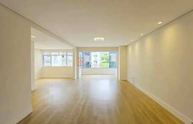 Imagem: O apartamento possui 3 Dormitórios, 2 Banheiros, 1 Vaga na