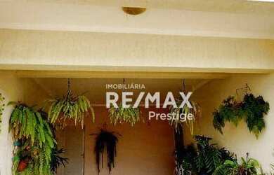 Imagem 2: Casa tamanho família no Bandeirantes