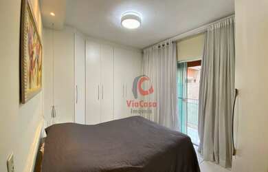 Imagem: A casa possui 2 Dormitórios, 1 Banheiro, 2 Vagas na garagem