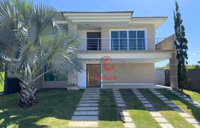 Imagem: A casa em condomínio possui 5 Dormitórios, 5 Banheiros, 2