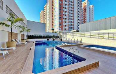 Imagem: O apartamento possui 3 Dormitórios, 2 Banheiros, 2 Vagas na