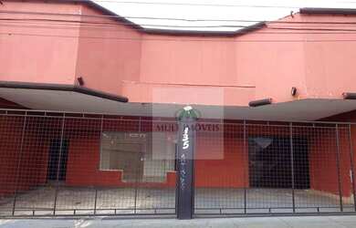 Imagem: O depósito possui 4 Vagas na garagem, 346m² de Área e está