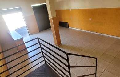 Imagem 9: Ponto comercial/Loja/Box para aluguel possui 100 metros quadrados