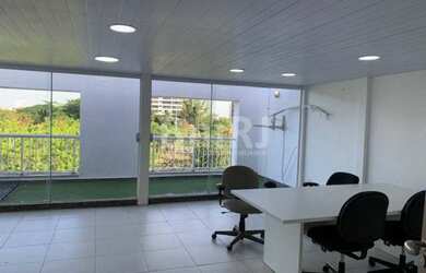 Imagem: O depósito possui 30m² de Área e está localizado em Barra