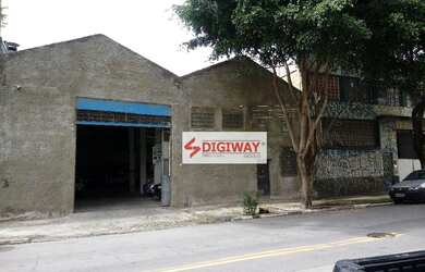 Imagem: O depósito possui 880m² de Área e está localizado em Ipiranga