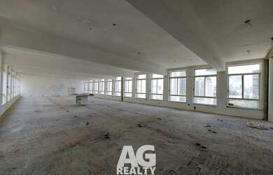 Imagem: O depósito possui 710m² de Área e está localizado em Centro