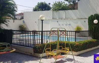 Imagem: O apartamento possui 4 Dormitórios, 5 Banheiros, 2 Vagas na