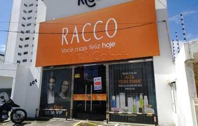 Imagem: O depósito possui 240m² de Área e está localizado em Treze