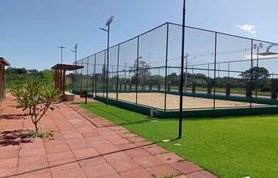 Imagem 3: Lote/Terreno para venda com 341 metros quadrados em Residencial Villagio...