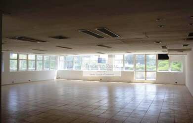 Imagem: O depósito possui 448m² de Área e está localizado em Pinheiros