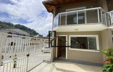 Imagem: A casa em condomínio possui 2 Dormitórios, 1 Banheiro, 2 Vagas