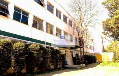 Imagem: O depósito possui 1820m² de Área e está localizado em Vila