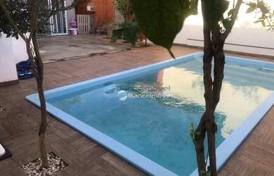 Imagem: O depósito possui 2 Vagas na garagem, 300m² de Área e está