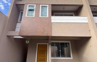 Imagem: A casa em condomínio possui 3 Dormitórios, 3 Banheiros, 2