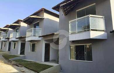 Imagem: A casa em condomínio possui 3 Dormitórios, 2 Banheiros, 1