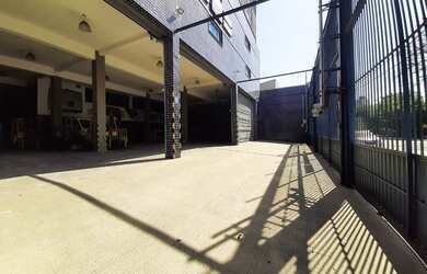 Imagem: O depósito possui 2.000m² de Área, Imóvel novo e está