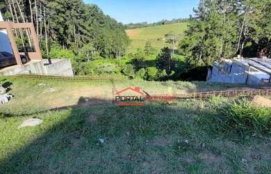 Imagem: O terreno possui 556m² de Área e está localizado em Chácaras