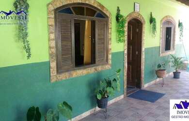 Imagem: A casa possui 5 Dormitórios, 5 Banheiros, 5 Vagas na garagem