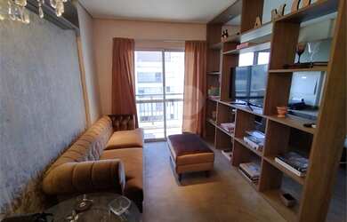 Imagem: O depósito possui 1 Vaga na garagem, 29m² de Área e está