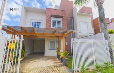 Imagem: A casa em condomínio possui 3 Dormitórios, 3 Banheiros, 2