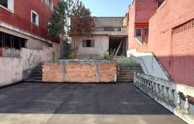 Imagem: O terreno possui 343m² de Área e está localizado em Vila