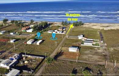 Imagem: O terreno possui 300m² de Área e está localizado em Balneário