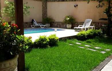 Imagem: A casa em condomínio possui 3 Dormitórios, 4 Banheiros, 3