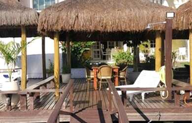 Imagem: A casa em condomínio possui 4 Dormitórios, 4 Banheiros, 2