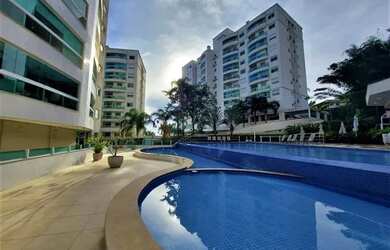 Imagem: O apartamento possui 4 Dormitórios, 3 Banheiros, 2 Vagas na