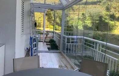 Imagem: O apartamento possui 2 Dormitórios, 1 Banheiro, 2 Vagas na