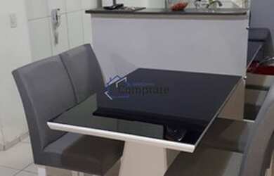 Imagem: O apartamento possui 2 Dormitórios, 1 Banheiro, 1 Vaga na garagem