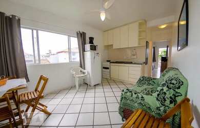 Imagem: O apartamento possui 1 Dormitório, 1 Banheiro, 32m² de Área