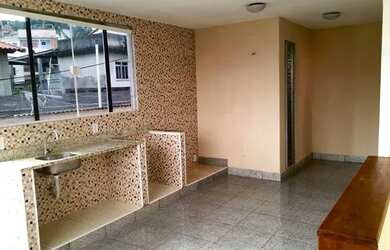 Imagem: A casa possui 1 Dormitório, 1 Banheiro e está localizado