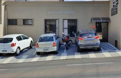 Imagem: O depósito possui 3 Vagas na garagem, 180-0m² de Área e está