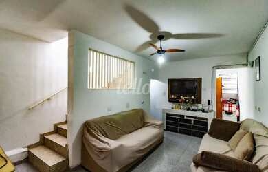 Imagem: A casa possui 5 Dormitórios, 2 Banheiros, 1 Vaga na garagem