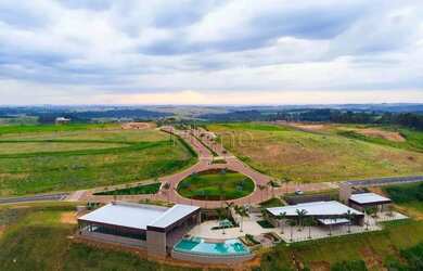 Imagem: O terreno possui 1334m² de Área e está localizado em Loteamento