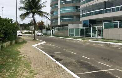 Imagem: O apartamento possui 4 Dormitórios, 5 Banheiros, 3 Vagas na