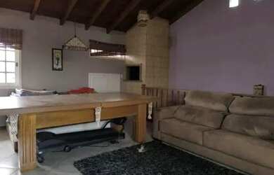 Imagem 4: Casa em Porto Alegre, no bairro Hípica, com 3 dormitório s , e 3 banheiros,...