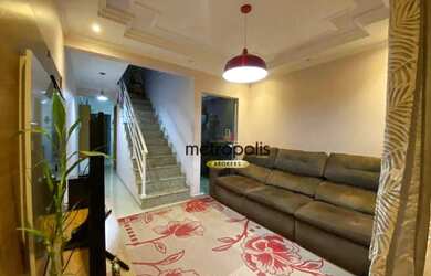 Imagem: A casa possui 3 Dormitórios, 3 Banheiros, 2 Vagas na garagem