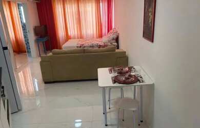 Imagem: A kitnet possui 1 Dormitório, 1 Banheiro, 1 Vaga na garagem