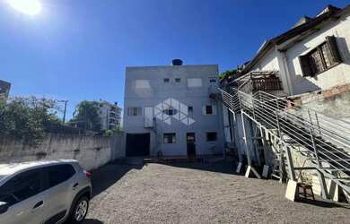 Imagem 14: Vende-se sobrado com 4 kit nets e 3 apartamentos próximo a unifra