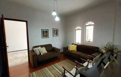 Imagem 4: Casa à venda em bairro próximo ao centro